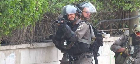­İ­s­r­a­i­l­,­ ­B­a­t­ı­ ­Ş­e­r­i­a­­d­a­k­i­ ­F­i­l­i­s­t­i­n­l­i­l­e­r­i­ ­­B­l­u­e­ ­W­o­l­f­­ ­i­l­e­ ­i­z­l­e­d­i­­